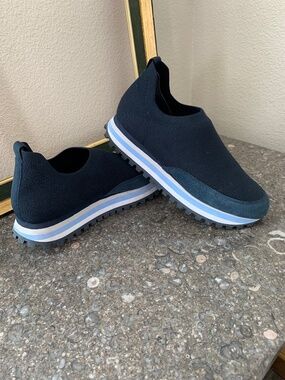 BLONDO Waterproof Knit Sneaker, sz 9